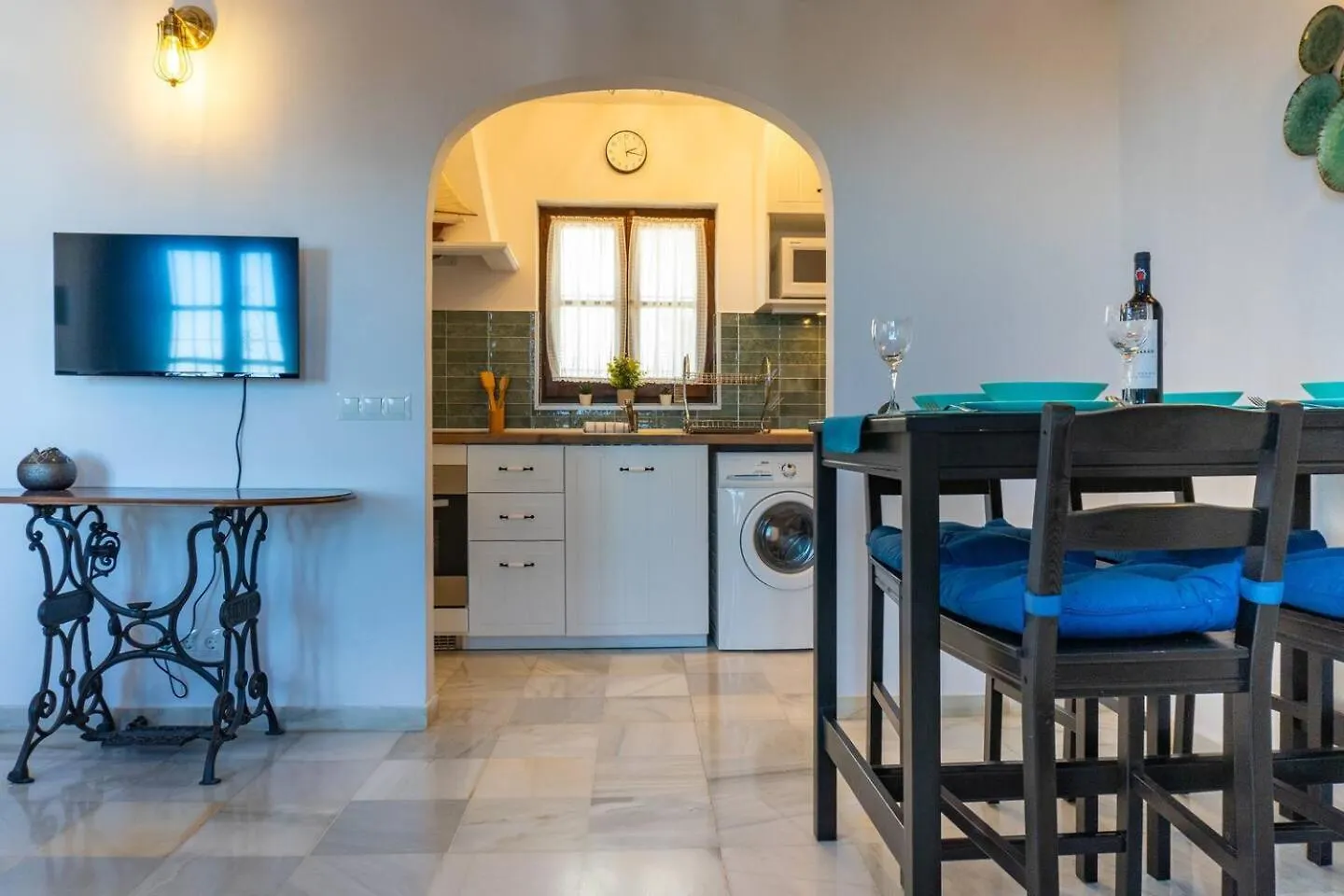 Σπίτι διακοπών Idyllic Townhouse With Scenic Views Mijas Pueblo Βίλα