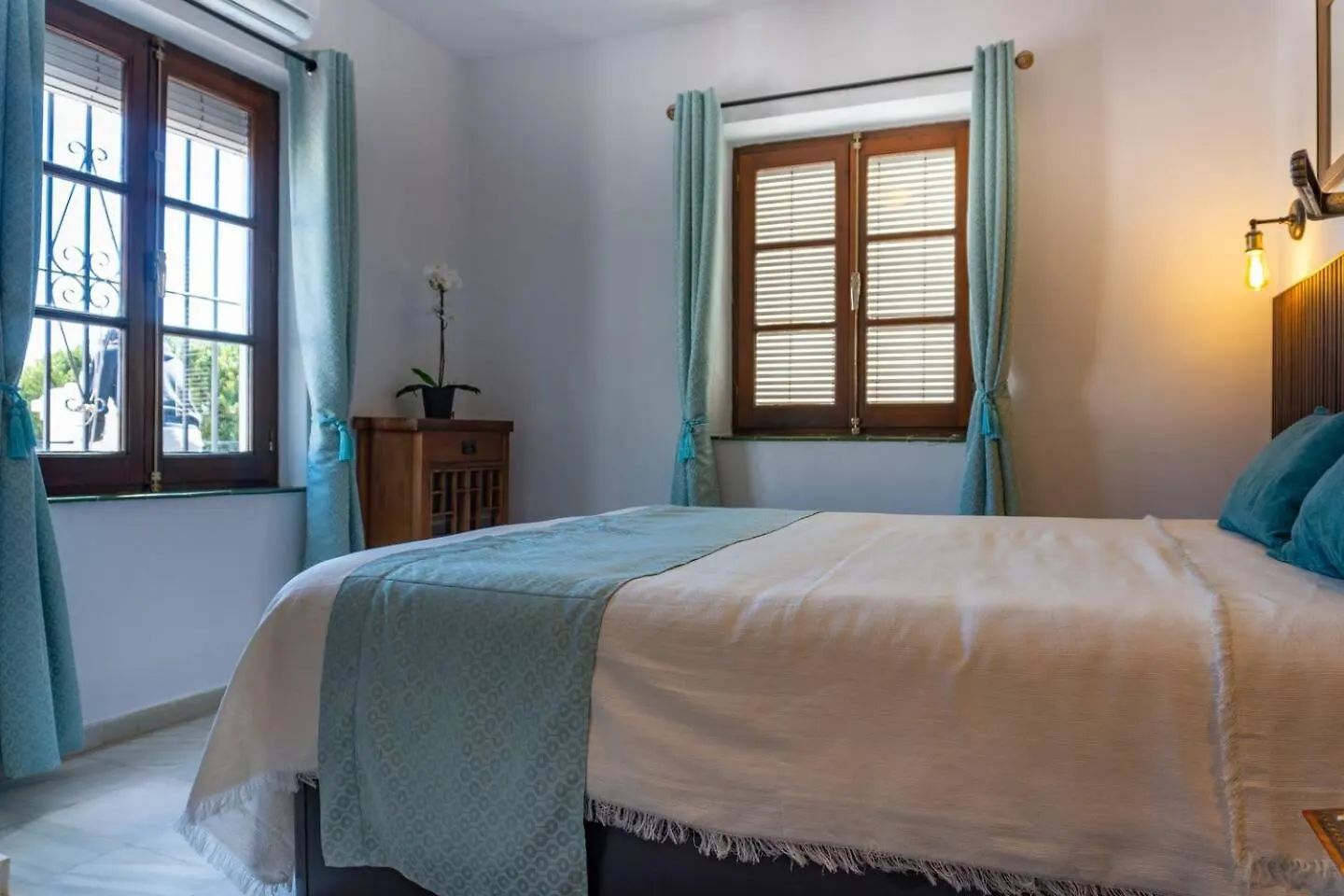Idyllic Townhouse With Scenic Views Mijas Pueblo Villa Holiday home